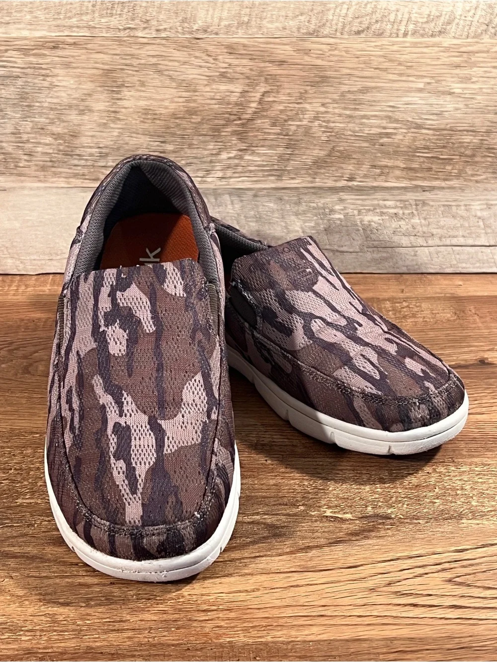 Huk Men's Brewster Mossy Oak Camo Slip On Deck Shoes Size 8
